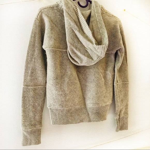 VS Moda International Wool Blend Hooded Sweater - Picture 2 of 8